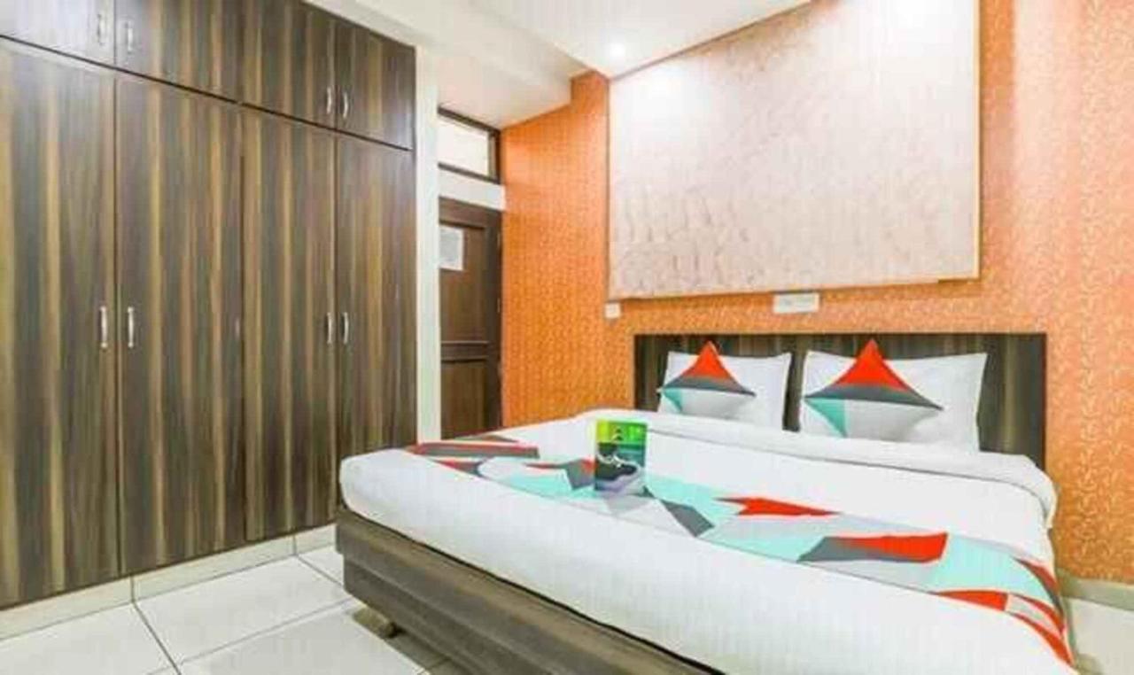 Fabexpress Mayank Palace Hotel 3*