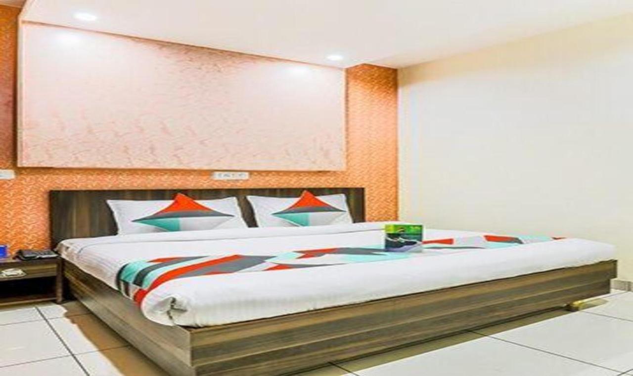 Fabexpress Mayank Palace 3*